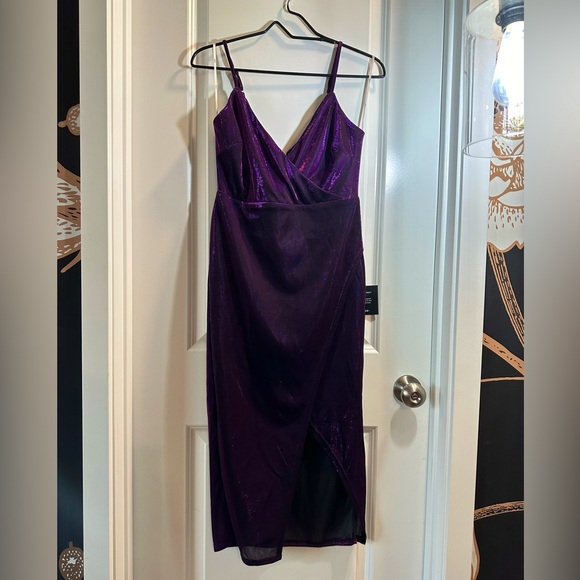 Dress - Picture 1 of 5